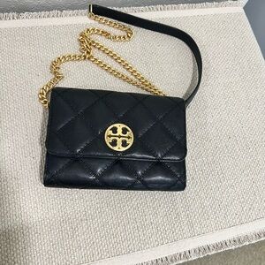 Tory Burch Willa Chain Wallet
